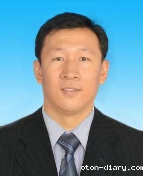张卫东